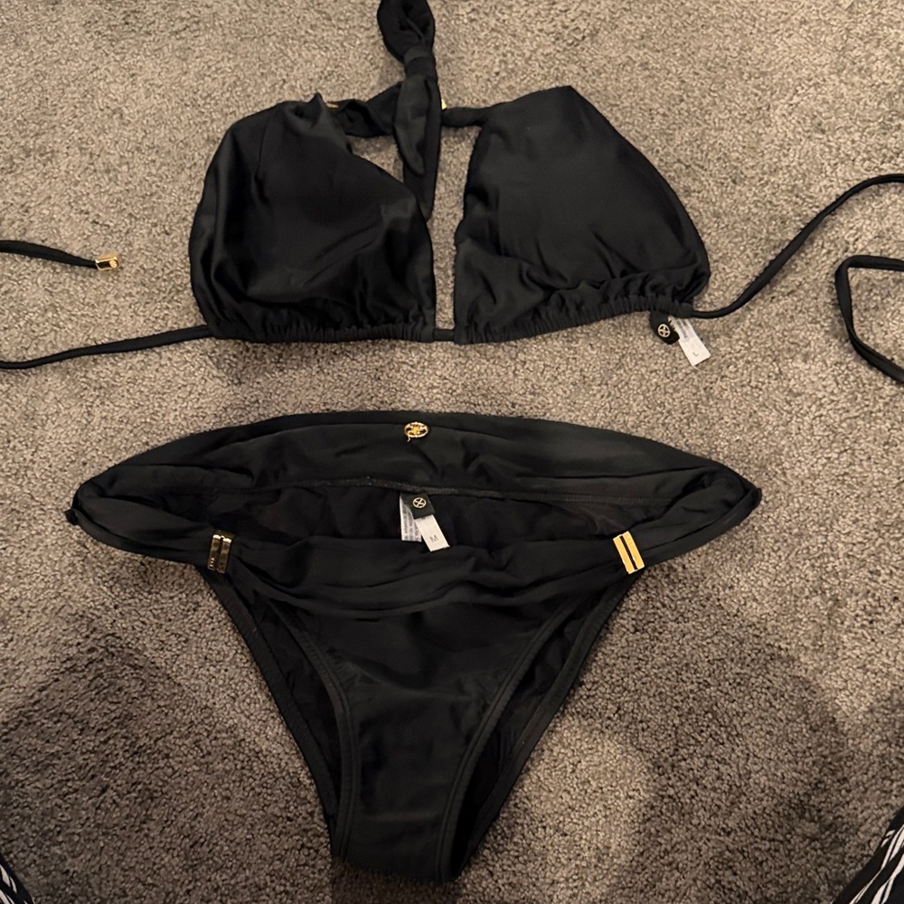 Chic Black Bikini Top